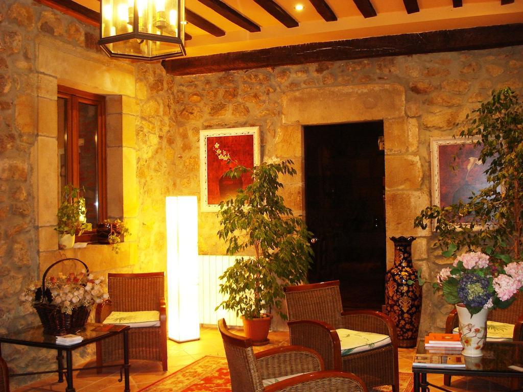 Hotel Palacio Garcia Quijano Corrales De Buelna Extérieur photo