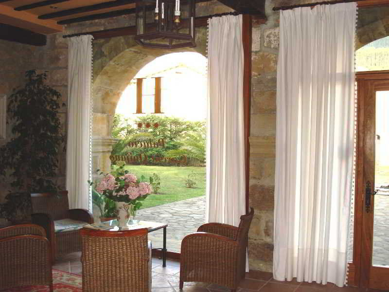 Hotel Palacio Garcia Quijano Corrales De Buelna Extérieur photo